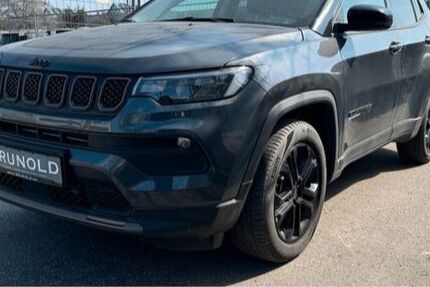Jeep Compass 14.500 km 29.900 € Stuttgart 70565