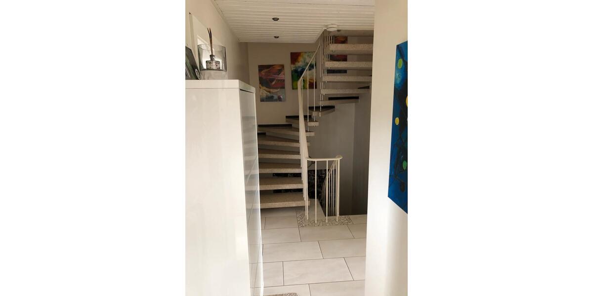 Reihenhaus Leonberg - 5 Zimmer, 114 m&sup2;, 550.000&euro; | Angebot:26188266