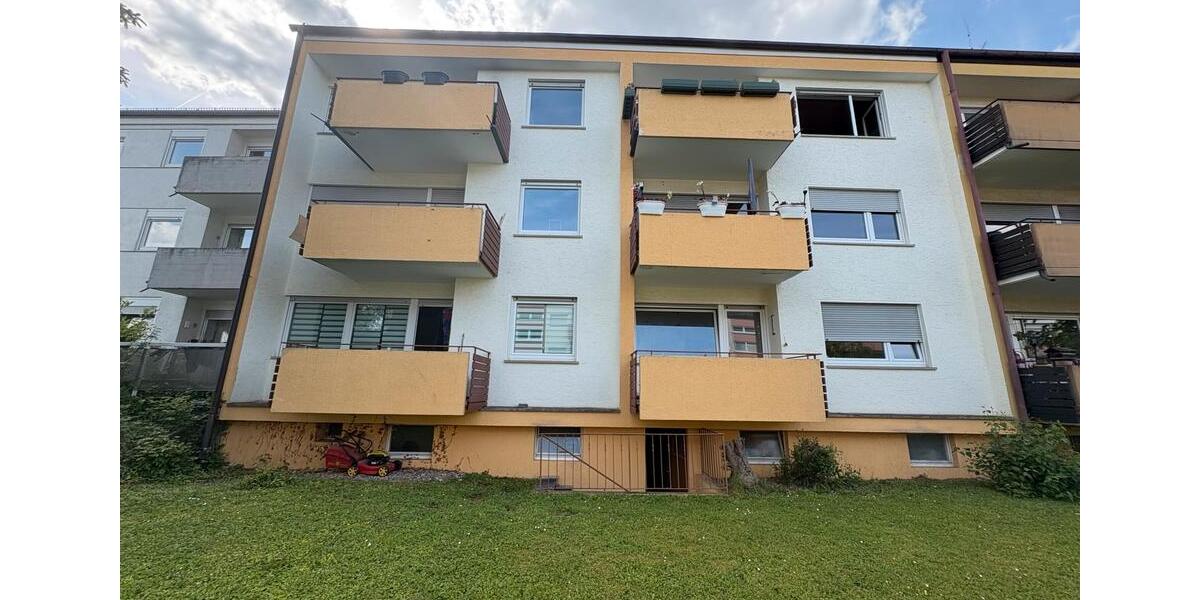 Dachgeschoßwohnung Stuttgart Feuerbach - 2.5 Zimmer, 35 m&sup2;, 165.000&euro; | Angebot:27003083