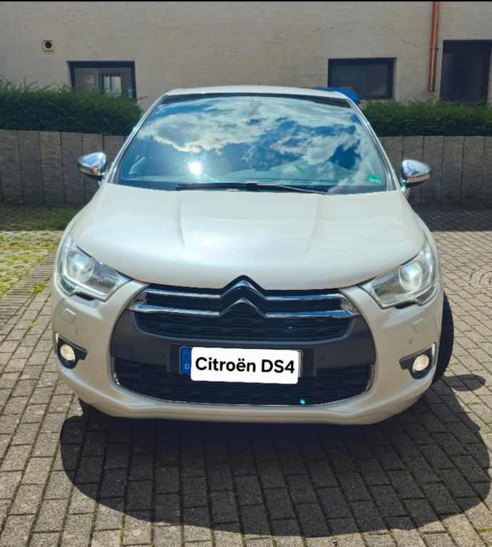 DS4