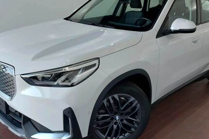 BMW iX1 26.300 km 37.180 € Böblingen 71032