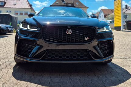 Jaguar F-Pace 40.150 km 65.999 &euro; Stuttgart 70435
