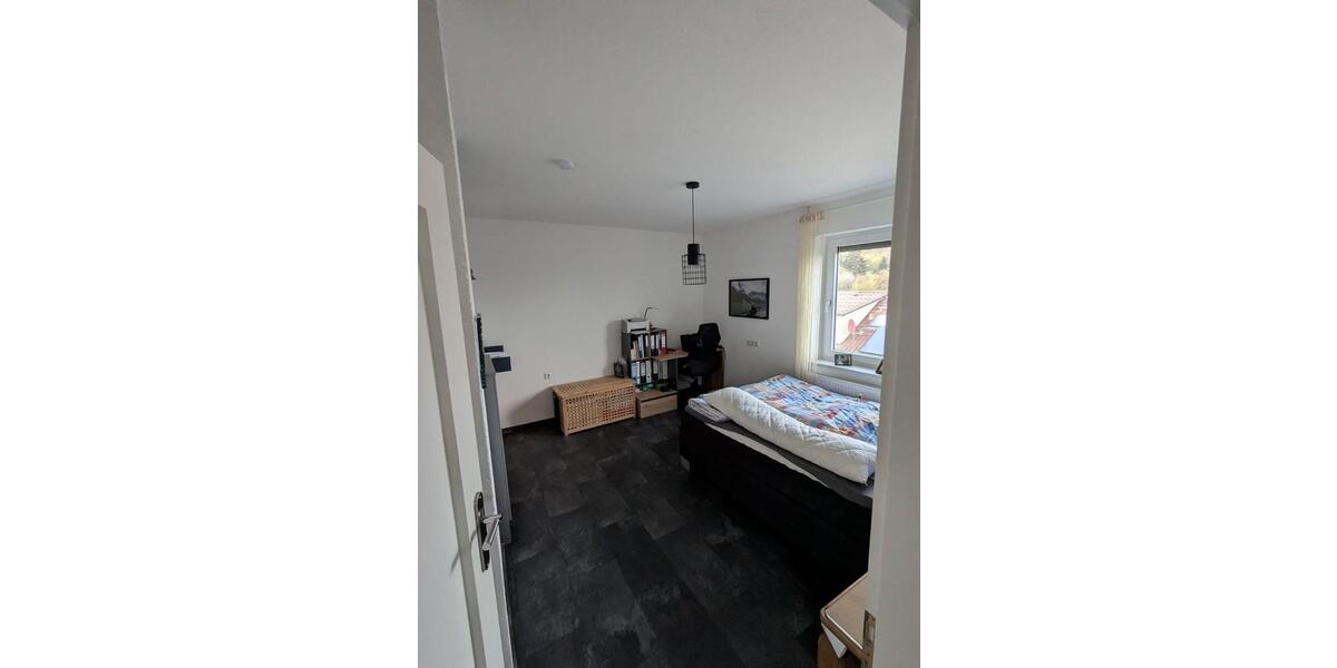 Etagenwohnung Ebersbach an der Fils - 4.5 Zimmer, 103 m&sup2;, 395.000&euro; | Angebot:26487420
