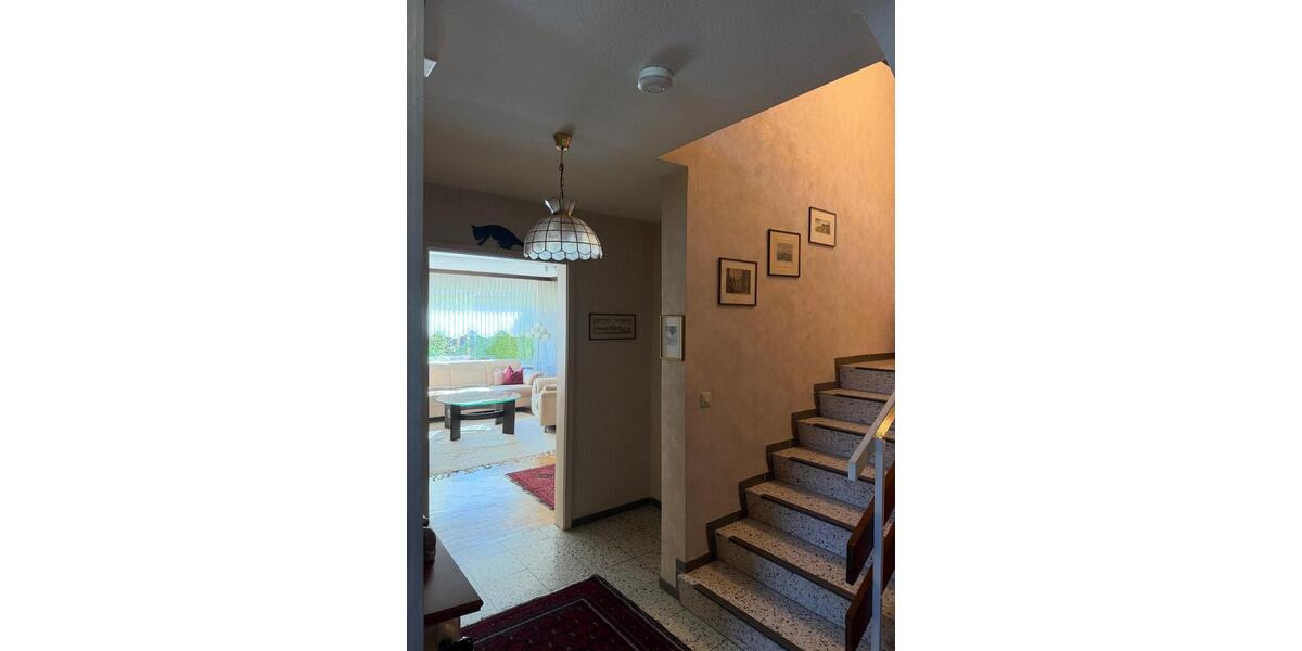 Reihenhaus Backnang - 5.5 Zimmer, 130 m&sup2;, 450.000&euro; | Angebot:26648762