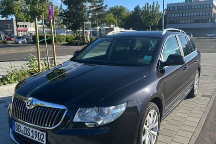 Skoda Superb 239.000 km 6.200 &euro; Sindelfingen 71063