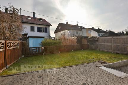 Ruheoase - großzügige DHH mit Sonnengarten!