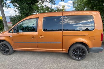 VW Caddy Maxi 279.000 km 8.600 &euro; Köngen 73257
