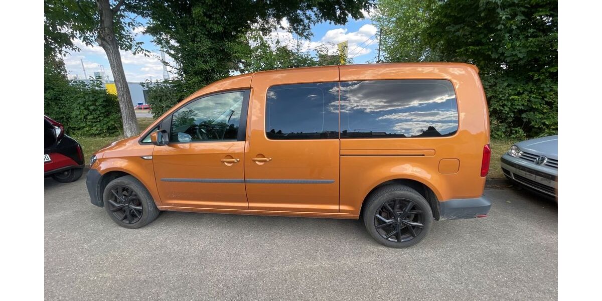 VW Caddy Maxi 279.000 km 8.600 &euro; Köngen 73257