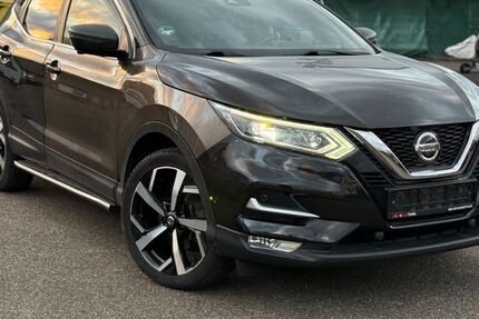 Nissan Qashqai 136.000 km 11.900 &euro; Illingen 75428