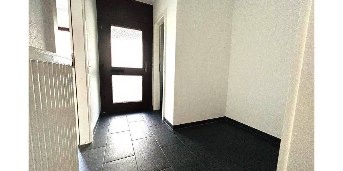 Reihenendhaus Ludwigsburg / Poppenweiler Poppenweiler - 4 Zimmer, 117 m&sup2;, 1.630&euro; | Angebot:26835231