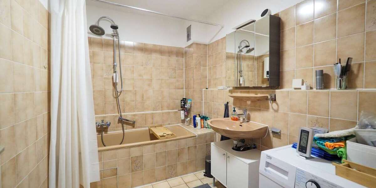 Modernes Wohnen mit toller Dachloggia 2.5 zimmer