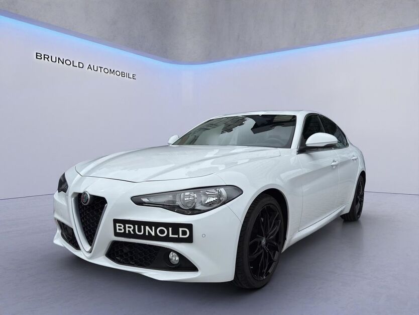 Alfa Romeo Giulia 109.500 km 19.900 € Stuttgart 70565