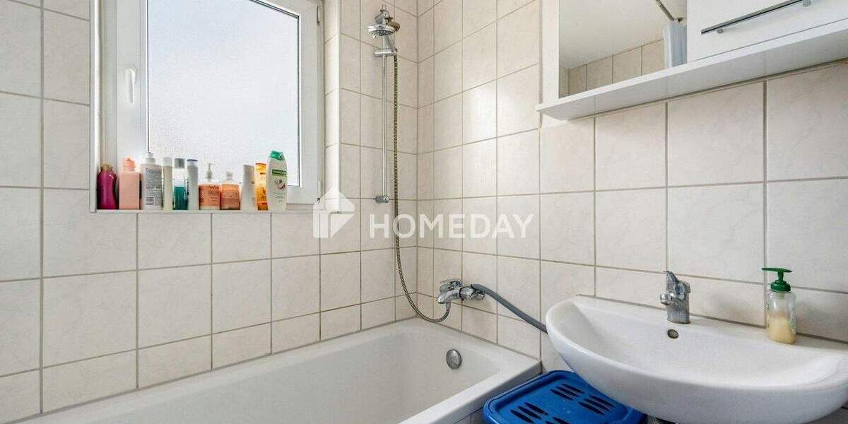 Etagenwohnung Stuttgart Untertürkheim - 3 Zimmer, 78 m&sup2;, 254.000&euro; | Angebot:25400509