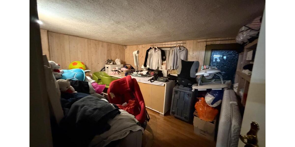 Reihenhaus Reutlingen Orschel-Hagen - 5 Zimmer, 129 m&sup2;, 375.000&euro; | Angebot:26690204