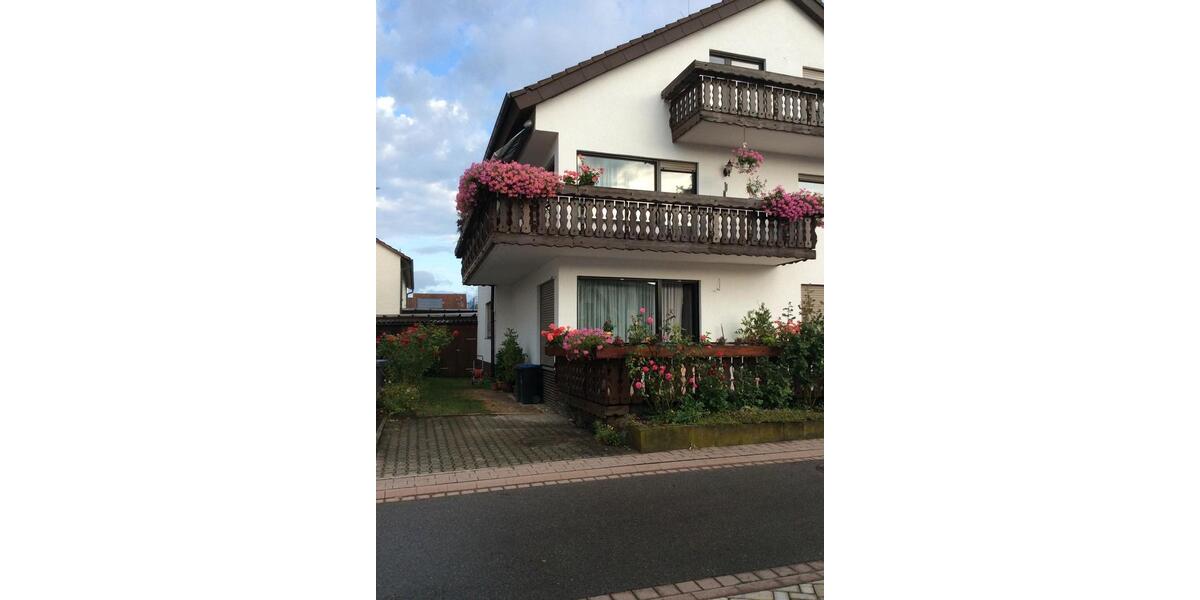 Mehrfamilienhaus, Wohnhaus Gärtringen - 9 Zimmer, 280 m&sup2;, 815.000&euro; | Angebot:26283386