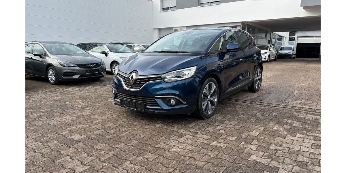 Renault Scenic 113.751 km 7.995 &euro; Stuttgart 70597