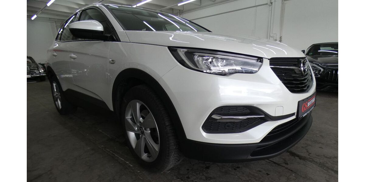 Opel Grandland (X) 51.900 km 15.899 &euro; Metzingen 72555