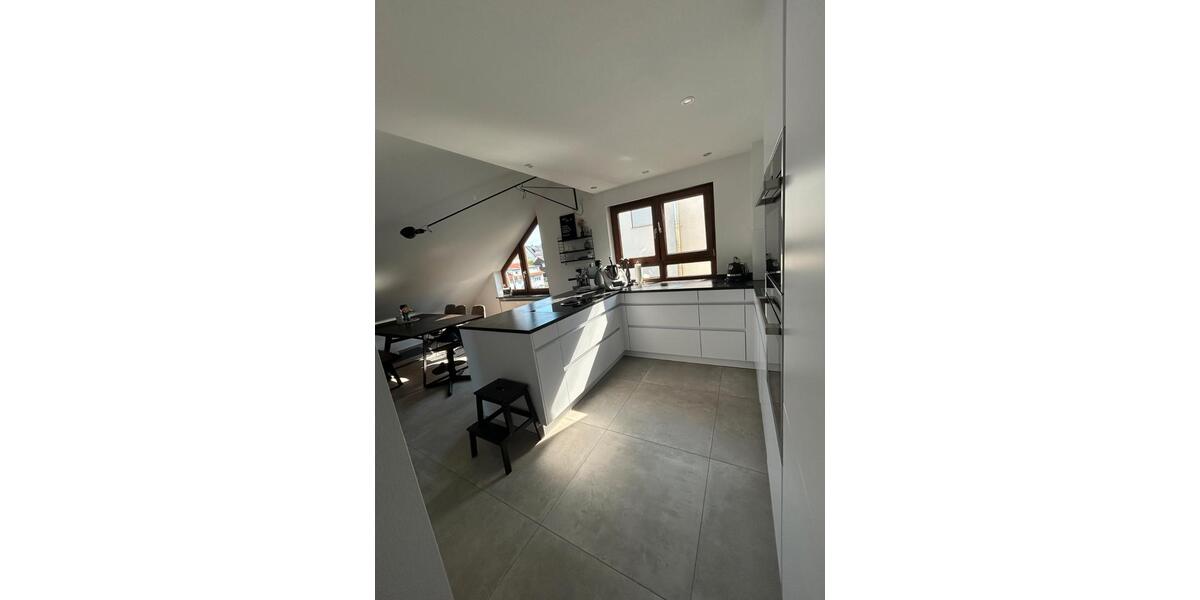 Dachgeschoßwohnung Waiblingen Beinstein - 3.5 Zimmer, 88 m&sup2;, 399.000&euro; | Angebot:26994785