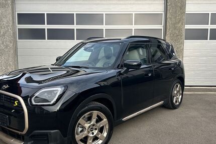 Mini Countryman SE (Cooper) 6.500 km 38.900 &euro; Frickenhausen 72636
