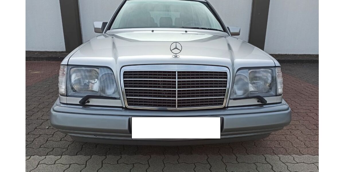 Mercedes-Benz E 320 149.000 km 19.900 &euro; Pliezhausen 72124