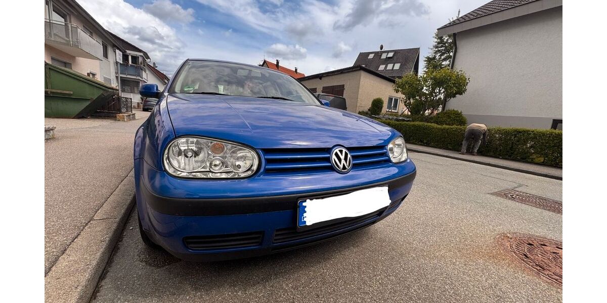 VW Golf 220.000 km 750 &euro; Ehningen 71139
