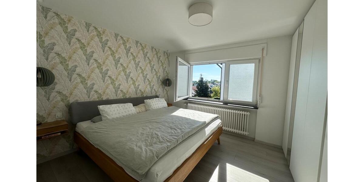 Helle 4½ Zimmer-Wohnung mit Terasse, inkl.Garage *PROVISIONSFREI* 4.5 zimmer