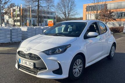 Toyota Yaris 34.000 km 16.600 &euro; Kornwestheim 70806