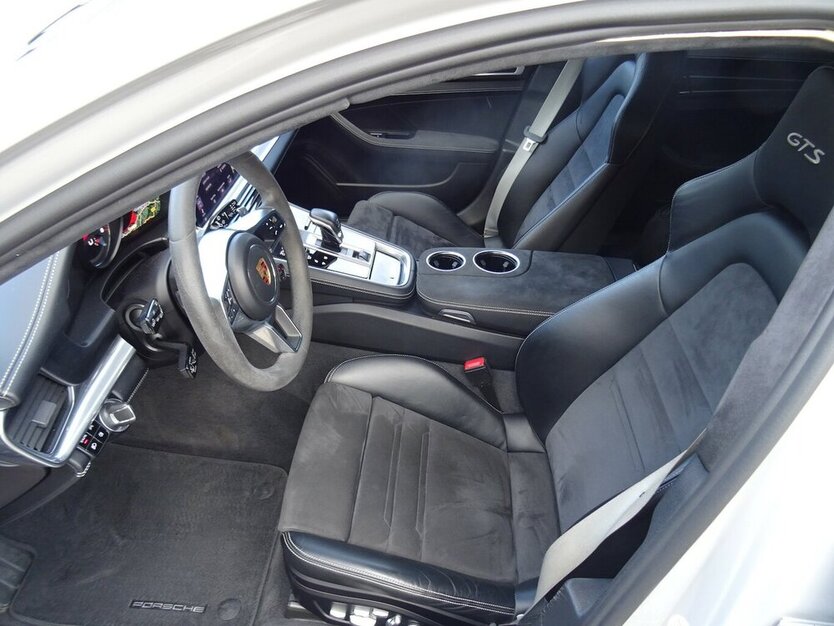 Porsche Panamera GTS Sport Turismo*Keramik,21´´Alu,Standh 148.000 km 65.850 € Schorndorf 73614
