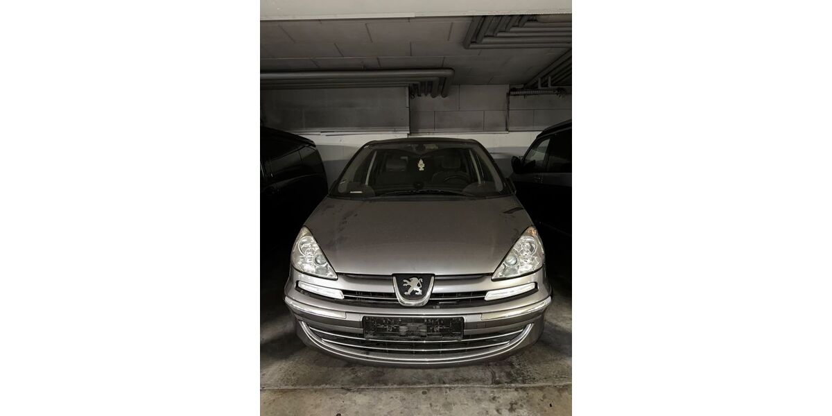 Peugeot 807 348.000 km 2.200 &euro; Stuttgart 70374