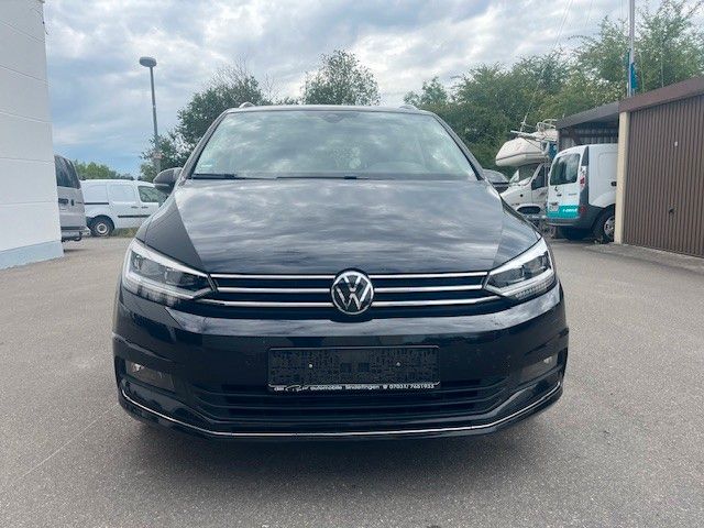 VW Touran 36.963 km 29.950 &euro; Sindelfingen 71069