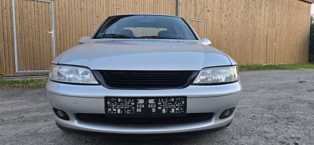 Opel Vectra 113.312 km 6.900 &euro; Bietigheim-Bissingen 74321