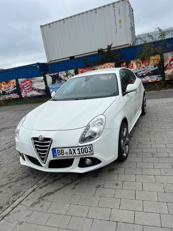 Alfa Romeo Giulietta 92.000 km 7.300 € Böblingen 71034