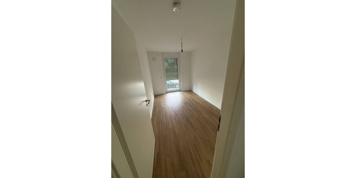 Etagenwohnung Esslingen am Neckar Weil - 3 Zimmer, 80 m&sup2;, 1.375&euro; | Angebot:26189583