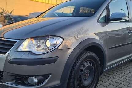 VW Touran 245.000 km 2.950 € Ebersbach An Der Fils 73061