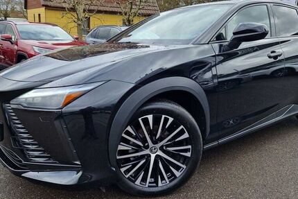 Lexus RZ