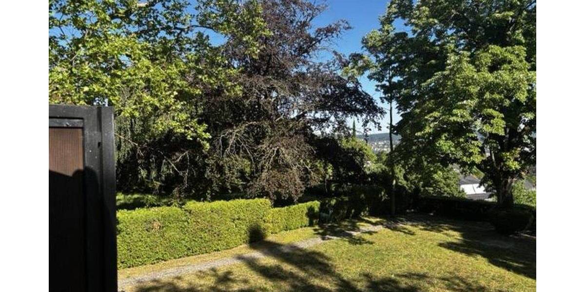 Reihenendhaus Stuttgart Nord - 7 Zimmer, 198 m&sup2;, 2.950&euro; | Angebot:26886443