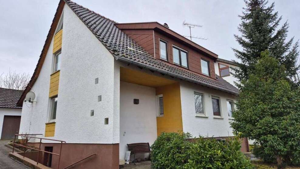 Haus zum Kaufen in Ebersbach-Bünzwangen 445.000 € 135 m²