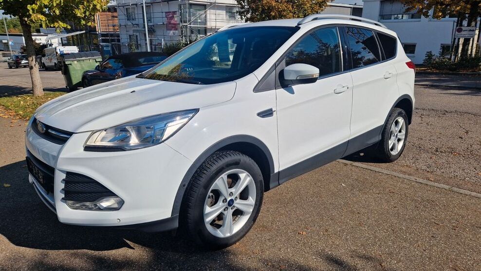 Ford Kuga 94.000 km 9.900 € Ludwigsburg 71634
