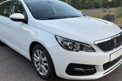 Peugeot 308 128.669 km 7.999 &euro; Stuttgart 70469