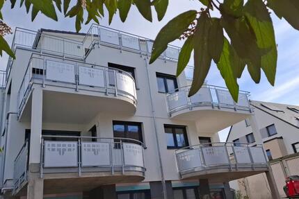 Schöne 3,5-Zimmer-Wohnung (im Neubau) zimmer