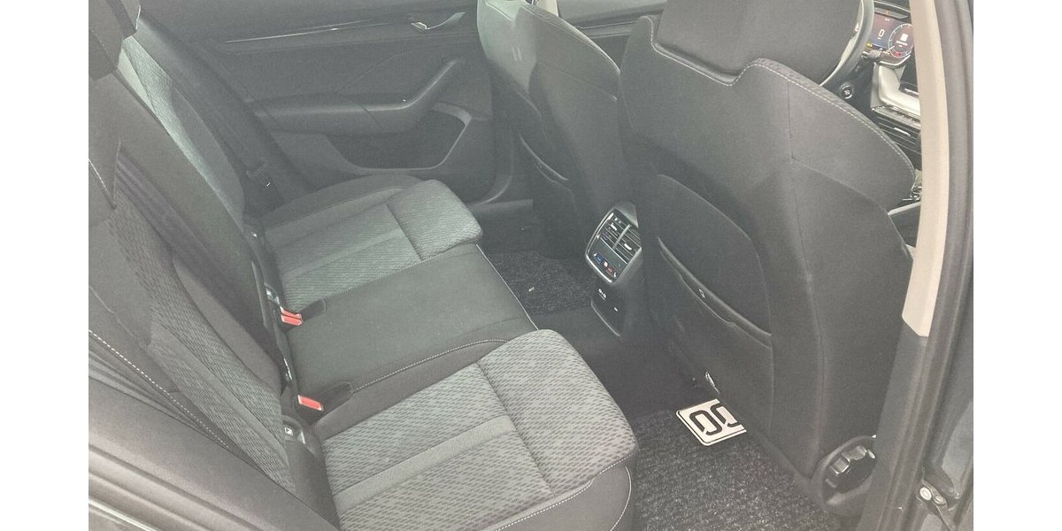 Skoda Octavia 4x4 Navi,LED,1.Hand,Standheizung* 294.972 km 14.750 &euro; Schorndorf 73614
