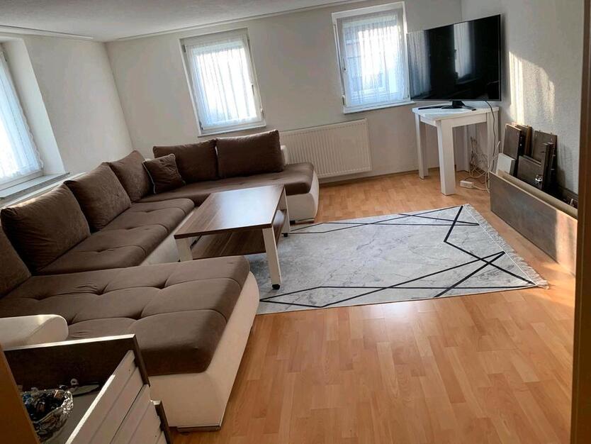 Kleines Doppelhaushälfte zum vermieten