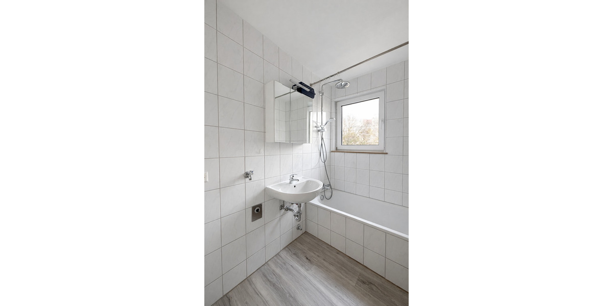 Etagenwohnung Schorndorf - 3 Zimmer, 80 m&sup2;, 309.000&euro; | Angebot:26794195