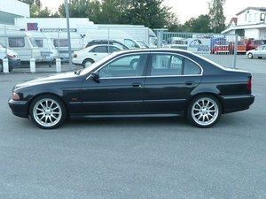 BMW 530 530d limousine