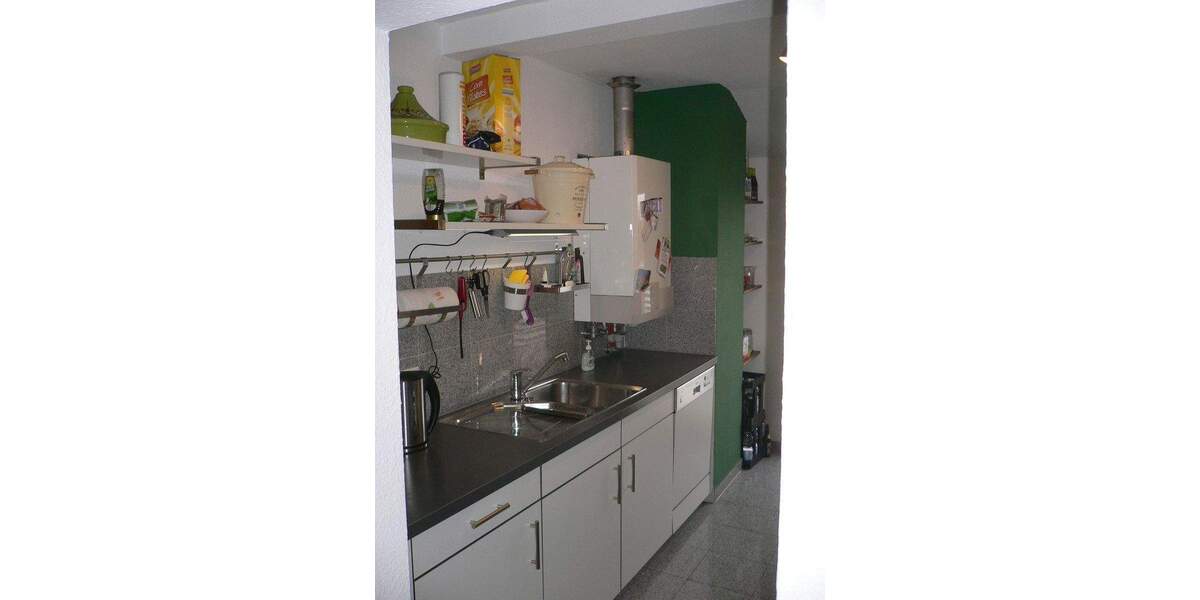 Provisionsfreie großzügige 3,5 Zimmer Dachgeschosswohnung 3 zimmer