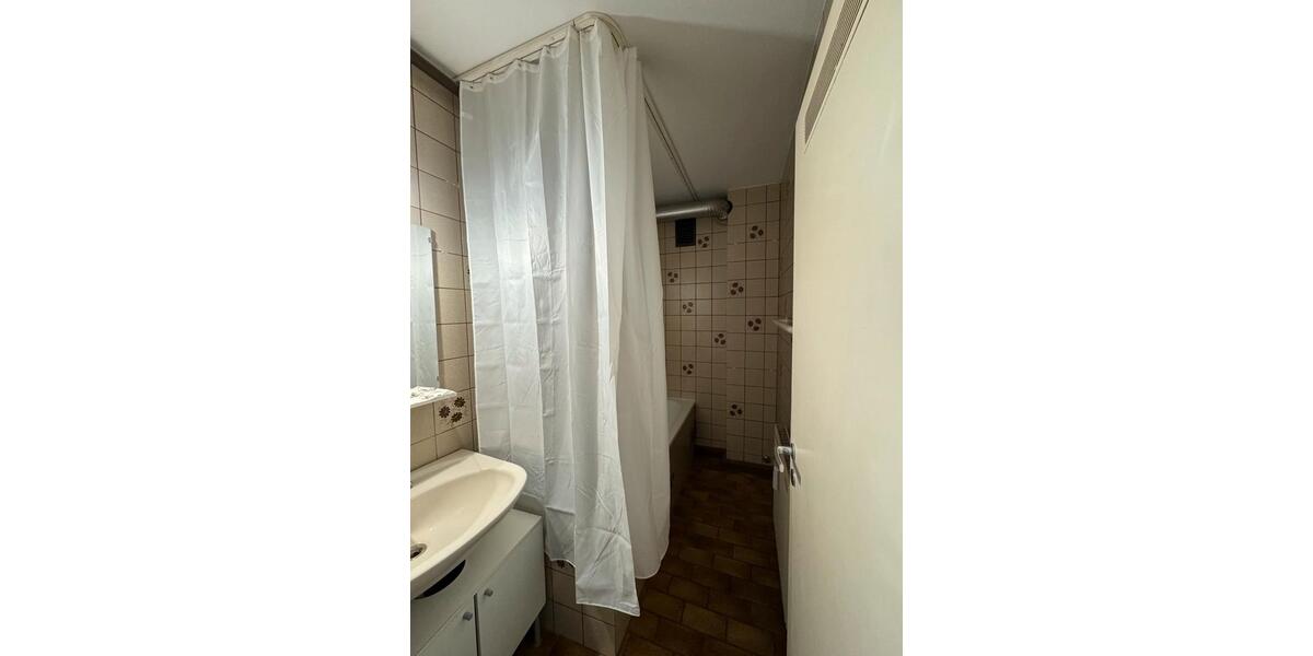 Etagenwohnung Stuttgart Bopser - 3 Zimmer, 78 m&sup2;, 1.417&euro; | Angebot:26615327