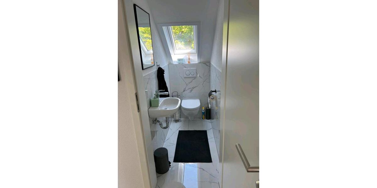 Dachgeschoßwohnung Ditzingen - 2 Zimmer, 42 m&sup2;, 220.000&euro; | Angebot:26408549