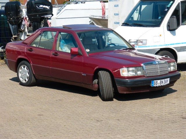 Mercedes-Benz 190 226.000 km 9.500 &euro; Ammerbuch 72119