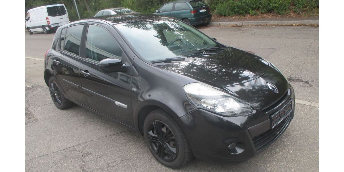 Renault Clio 145.850 km 3.490 &euro; Böblingen 71032