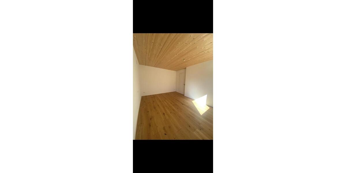 Erdgeschoßwohnung Backnang - 3 Zimmer, 95 m&sup2;, 1.385&euro; | Angebot:26088252